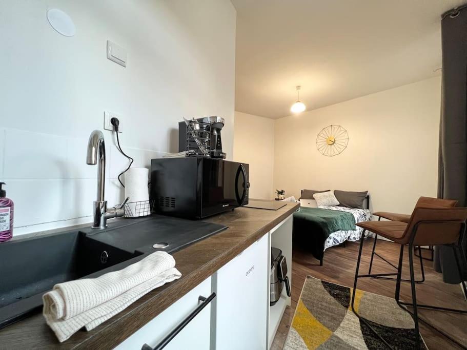 Apartamento Le Petit Nid A 2 Min Gare / Centre Meulan Exterior foto